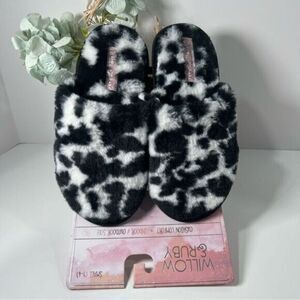 Willow & Ruby Woman’s slippers Size M 7/8 NEW # H-8